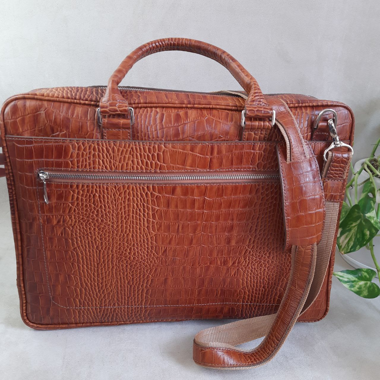 کیف اداری مردانه چرم گاوی کد D910